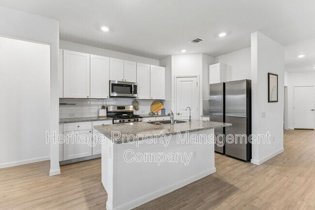 Building Photo - 634 Bean Bnd
