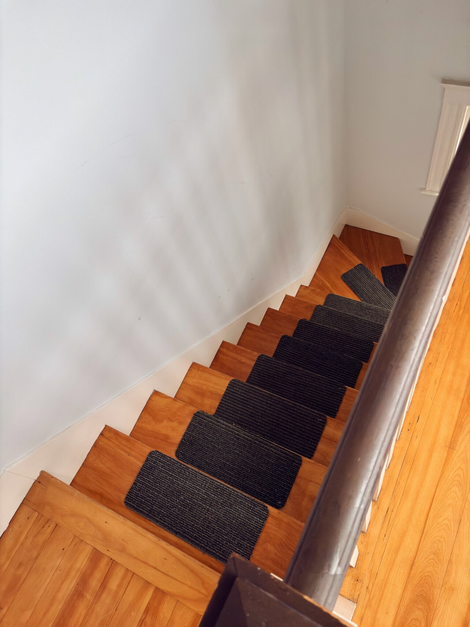 Building Photo - 253 Humphrey St