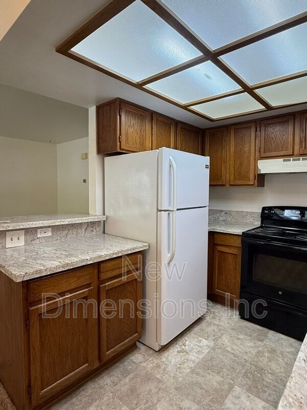 Building Photo - 3679 Grant Dr