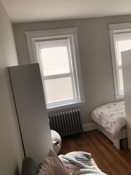 Building Photo - 1193 Commonwealth Ave