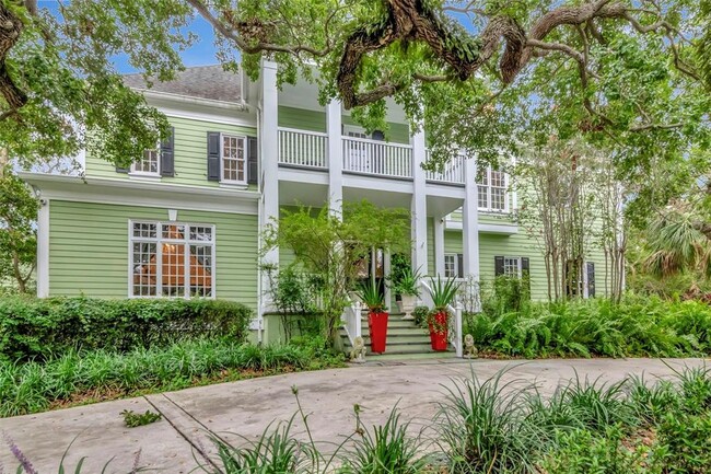 Building Photo - 6220 Bayshore Blvd