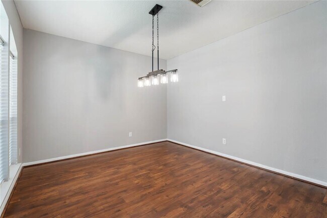 Building Photo - 3711 Hill Family Ln