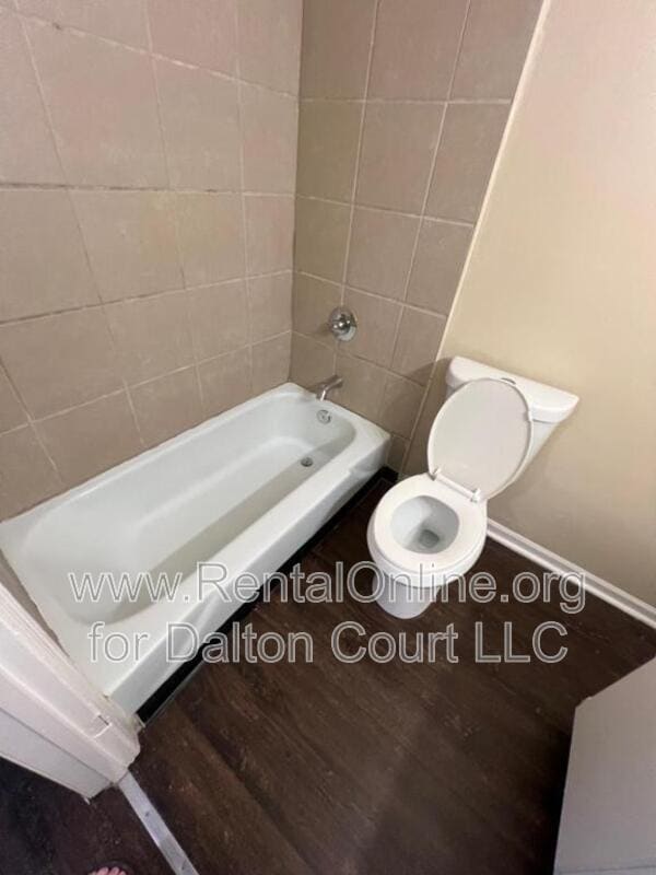 Building Photo - 1972 Cambridge Dr