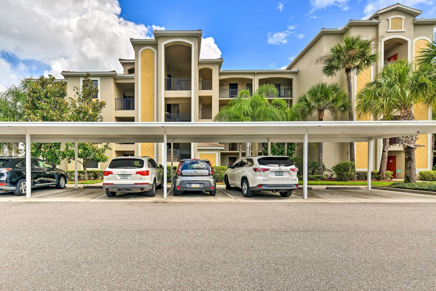 Building Photo - 7121 River Hammock Dr
