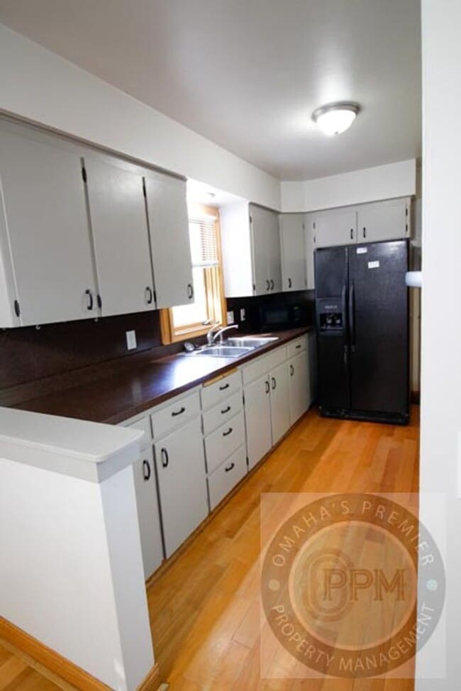 Building Photo - $300.00 off Deposit!!!  Convenience & Styl...
