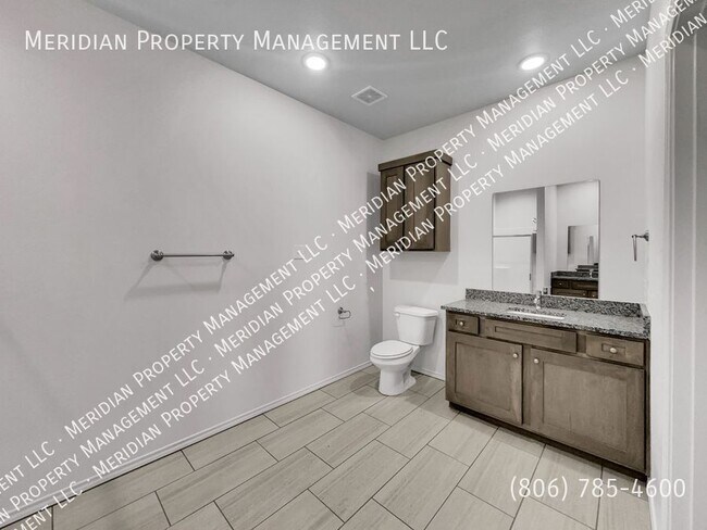 Building Photo - 5825 Urbana Pl