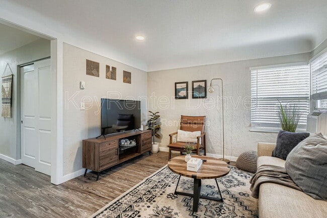 Building Photo - 1454 Ivy St