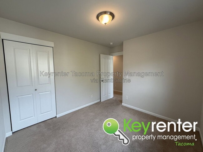 Building Photo - 2688 81st Ave Ct E