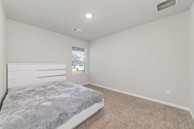 Building Photo - 2385 Tavo Trails Dr