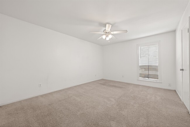 Building Photo - 14707 Barryknoll Ln