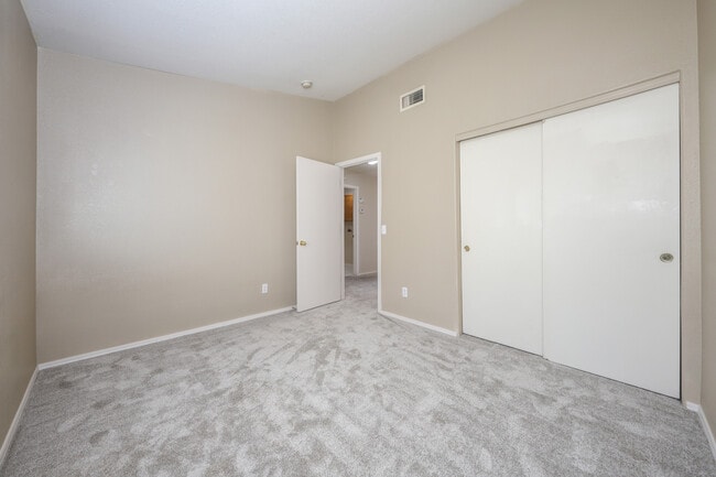 Building Photo - 13307 N Lost Artifact Ln