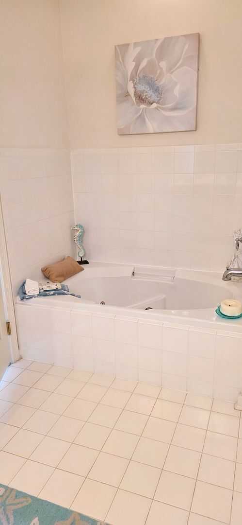 Building Photo - Stunning 2-Bed, 2-Bath Condo in Salisbury