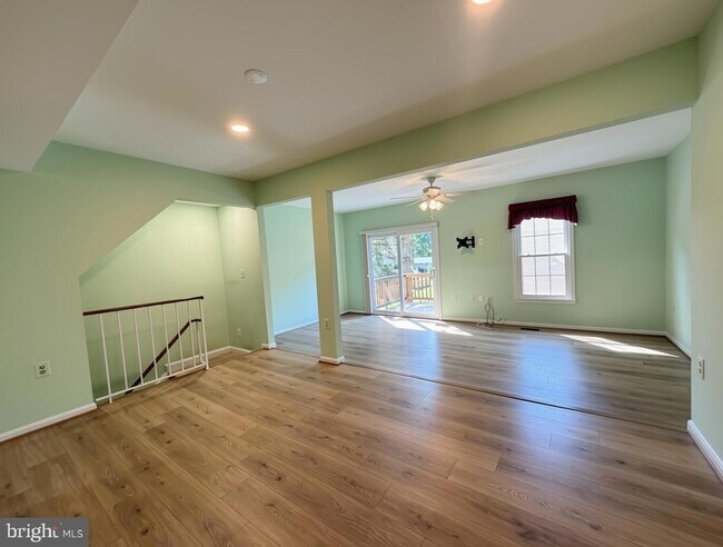 Building Photo - 5406 New London Dr