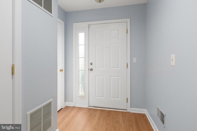 Building Photo - 15788 Nimes Ct