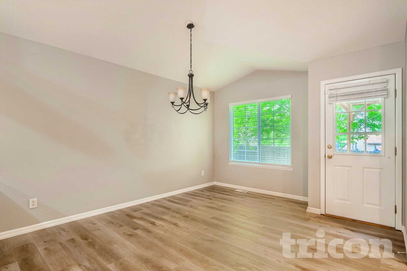 Building Photo - 5704 W 16th St Ln