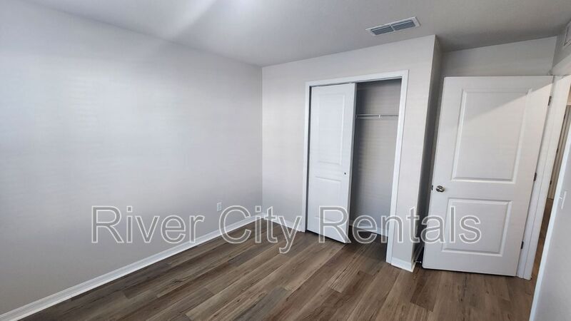 Building Photo - 6541 Sweetbay Ln