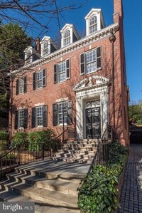 Building Photo - 2425 California St NW