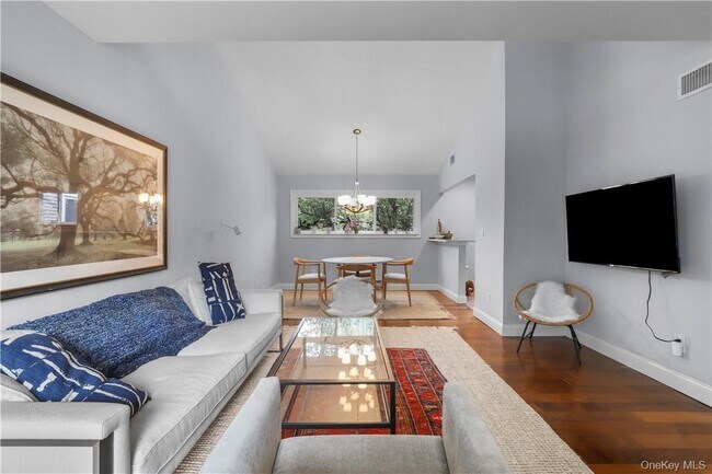 Building Photo - 208 Harris Rd