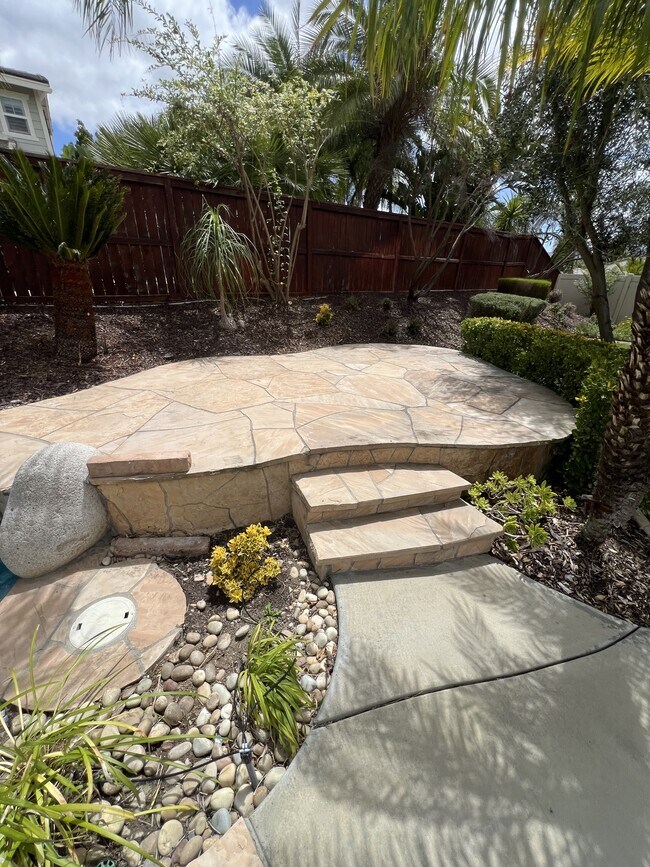Building Photo - 42251 Harwick Ln