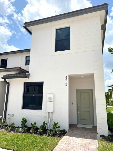 Primary Photo - 23458 SW 127th Pl