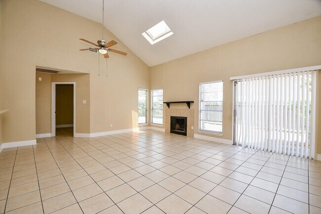Building Photo - 12655 Mill Wheel Ln