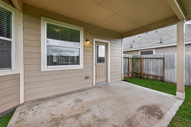 Building Photo - 24902 Signorelli Way
