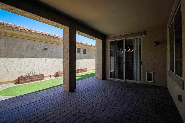 Building Photo - 3457 E Orchid Ln