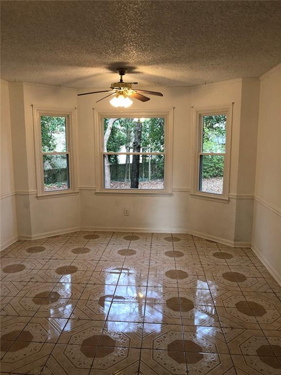 Building Photo - 2535 Raintree Way NE