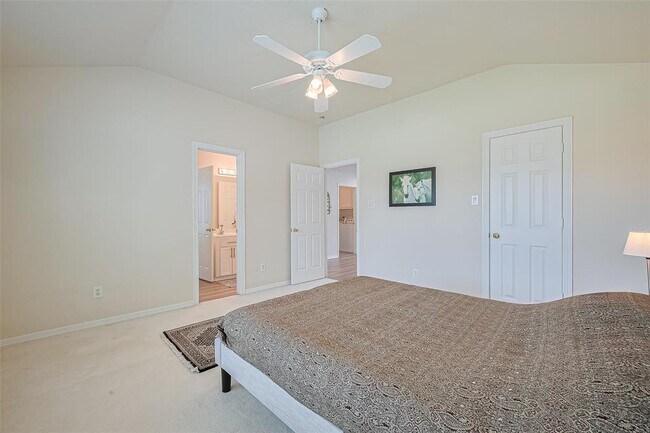 Building Photo - 1413 Whispering Pines Dr