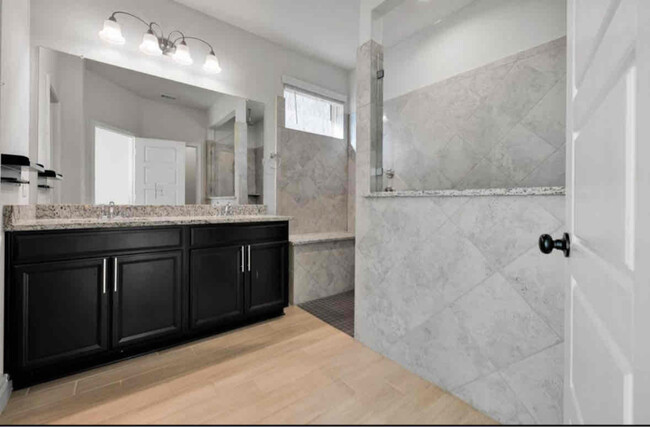 Building Photo - 27242 Volcano Dr