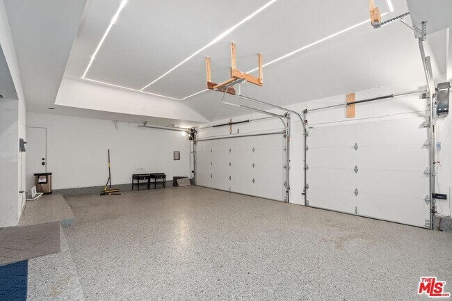 Building Photo - 2526 Cordelia Rd