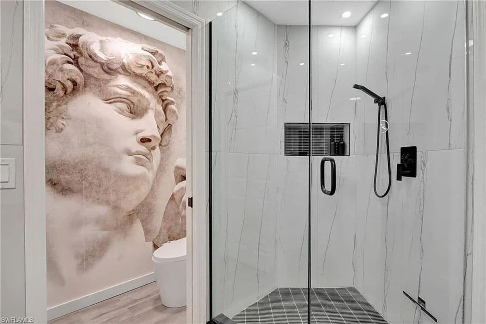 Building Photo - 1220 Sarah Jean Cir