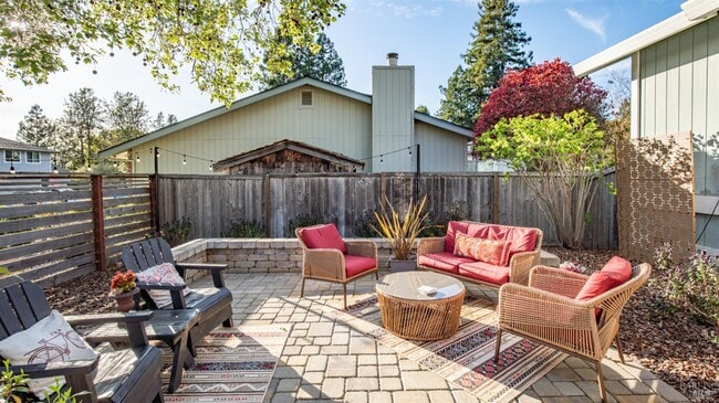 Building Photo - 5270 Arnica Way