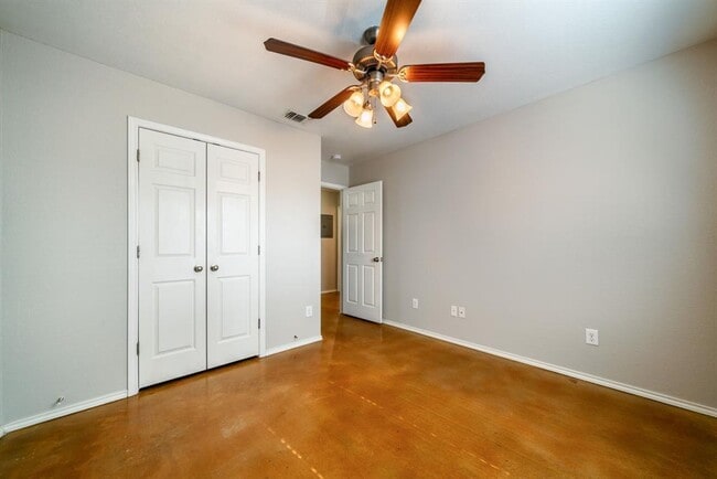 Building Photo - 1237 Jefferson Ave