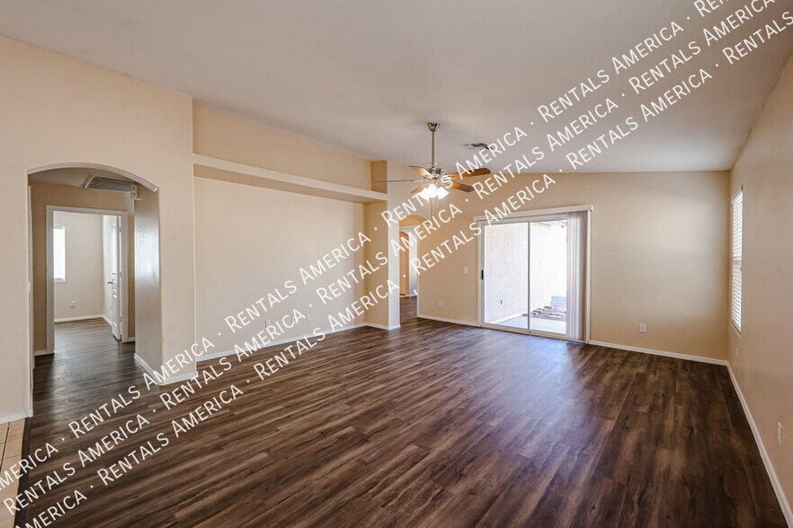 Building Photo - 138 N 153rd Ave