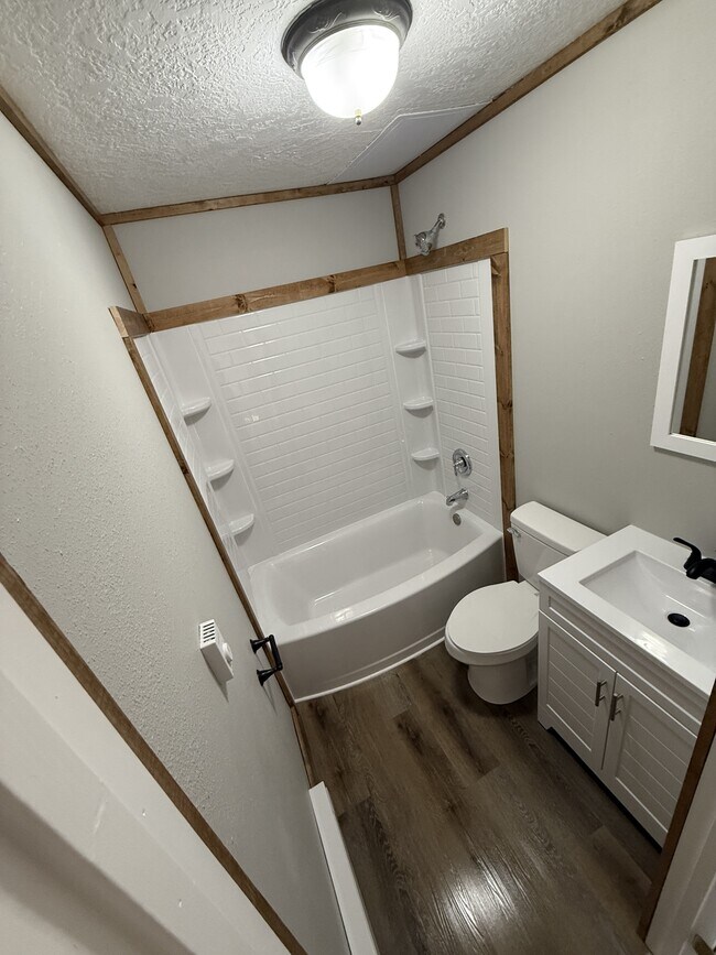 Building Photo - 25515 Nugget Dr