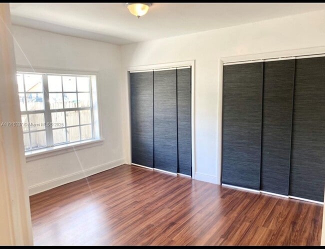 Building Photo - 2402 NW 42nd St