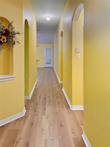 Building Photo - 402 Calvary Dr