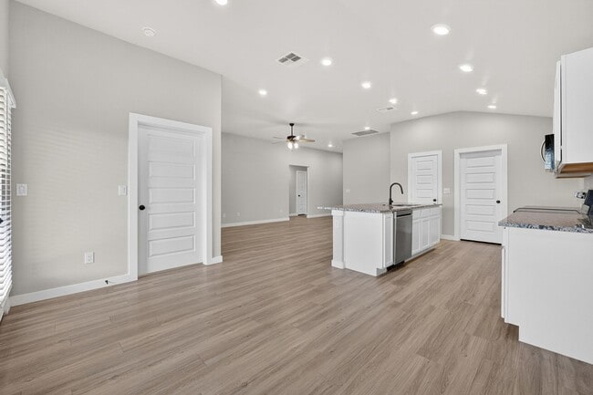 Building Photo - 3/2: Cooper ISD available March 1st!