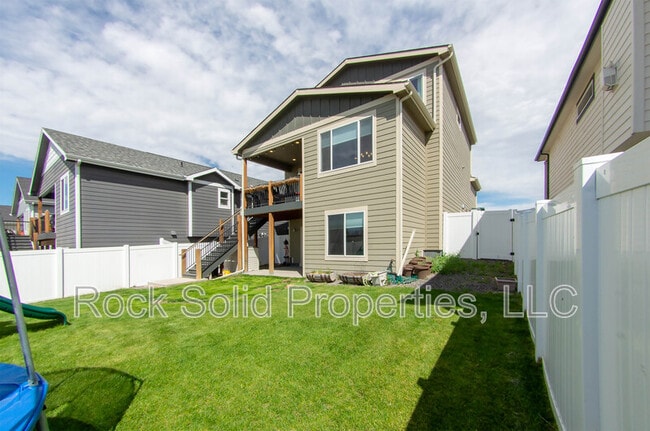 Building Photo - 7619 Three Hearts Trl
