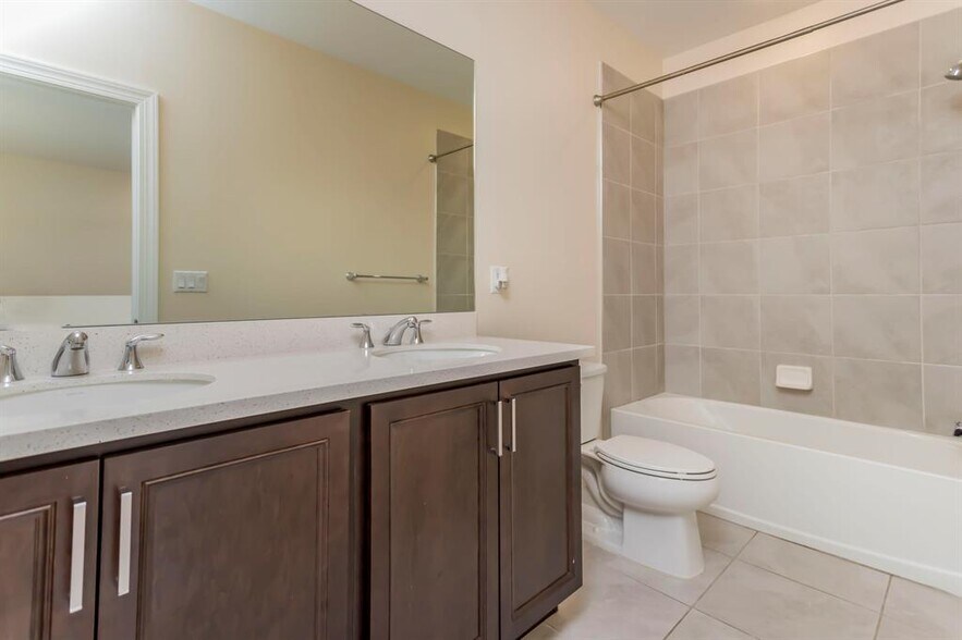 Building Photo - 1857 Spoonbill Ct