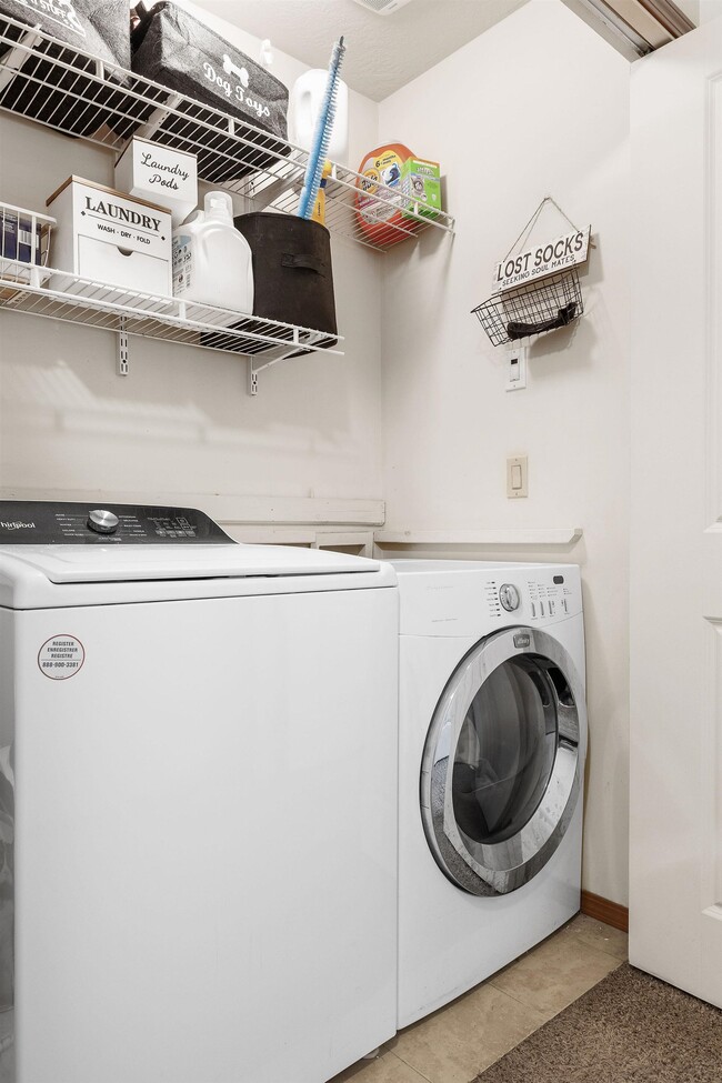 Building Photo - 3715 S Harrison St