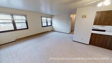 Building Photo - 405 E Park-34