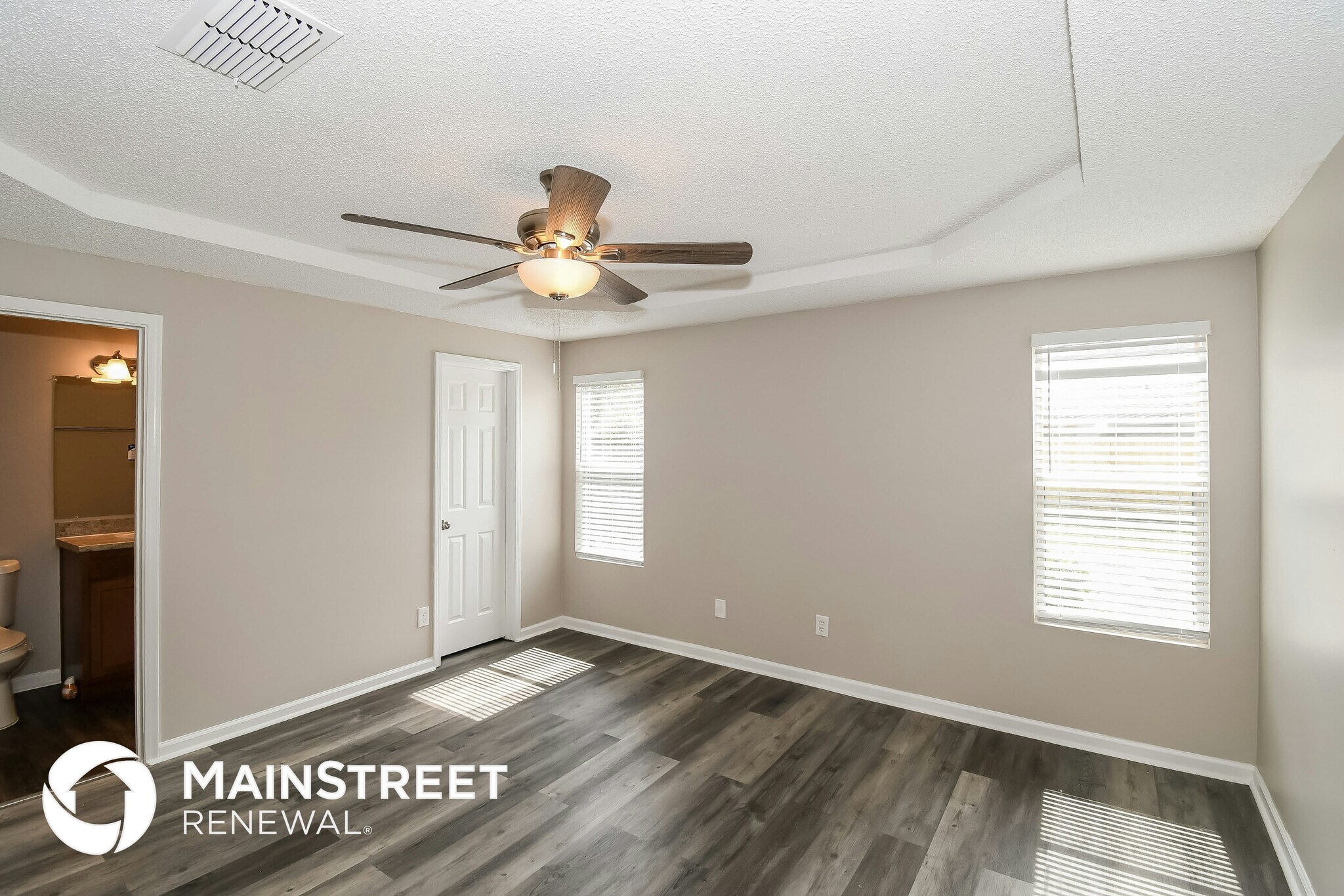 Building Photo - 11516 Birch Forest Cir E