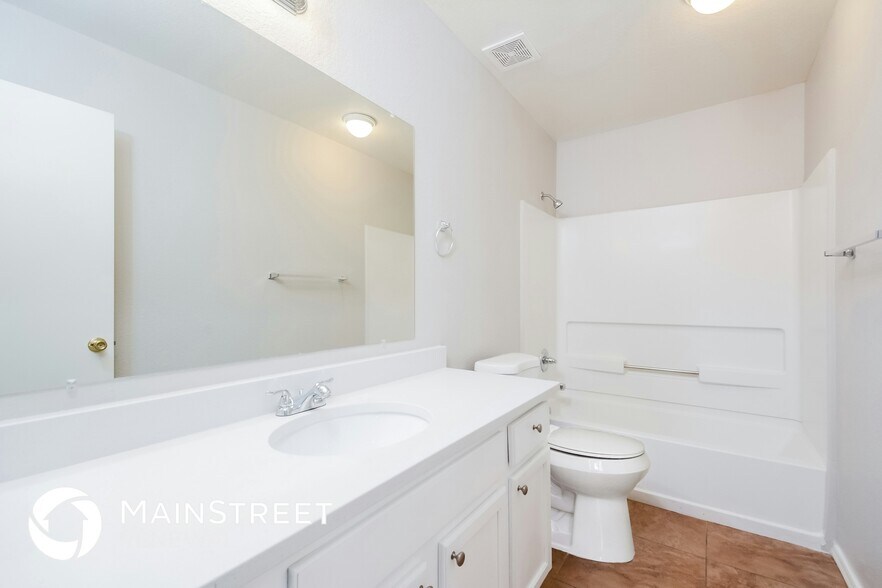 Building Photo - 1483 W Flannery Pl