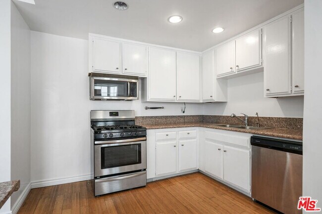 Building Photo - 1125 16th St