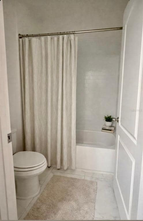 Building Photo - 2583 Circolo Ln.