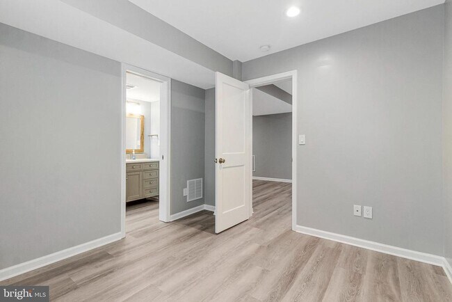 Building Photo - 301 Moncure Dr