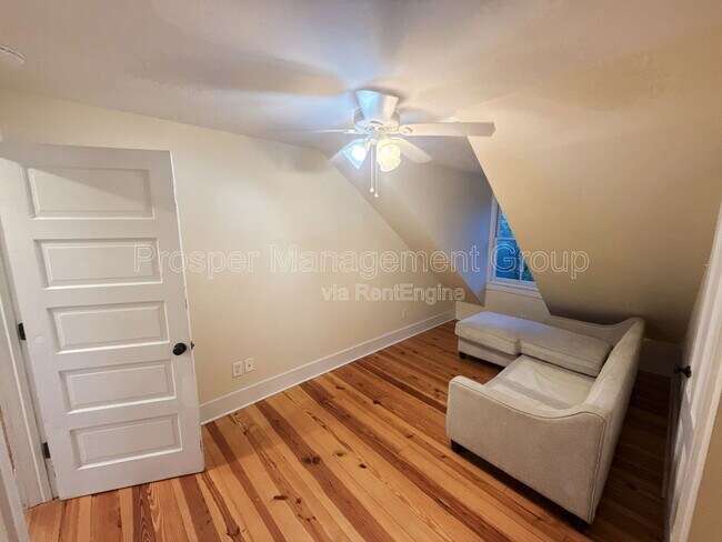 Building Photo - 47 Ashley Ave