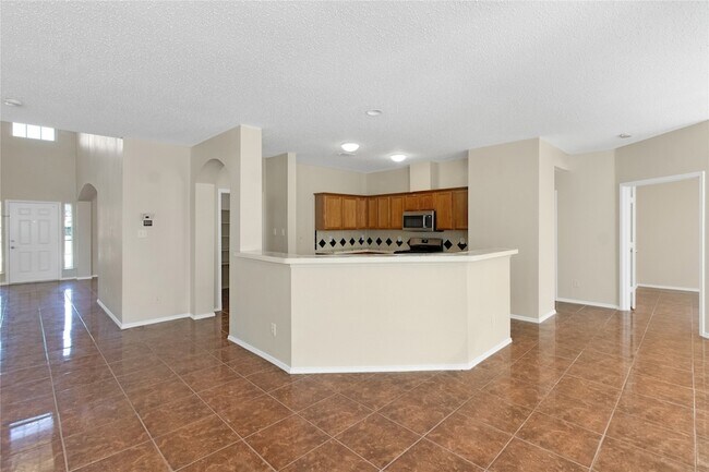 Building Photo - 2 Watergrove Ct